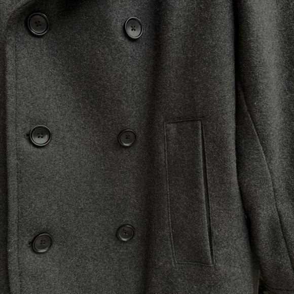 Black/charcoal peacoat - incredibly warm! - Picture 4 of 4